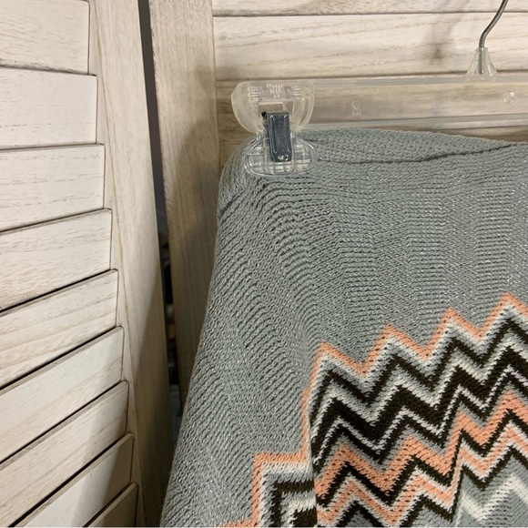 Jade Chevron Print Metallic Light Gray Brown and Pink Fringe Winter Poncho - Picture 9 of 12
